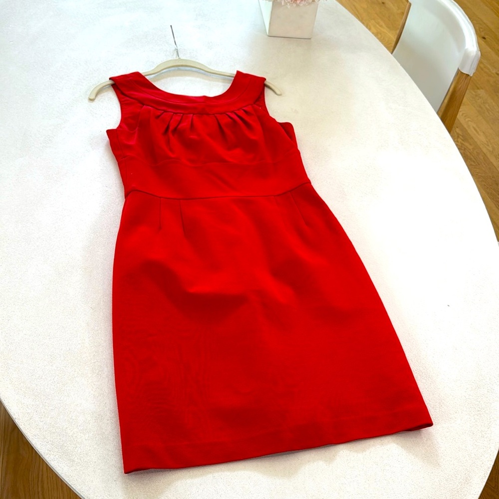 Trina Turk Etiquette Red Stretch Sleeveless Dress EUC sz 4